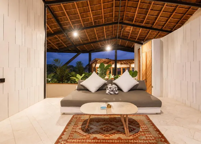 Gorgeous 2-Br Penthouse With Views * Canggu