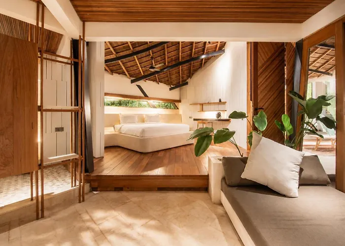 Stunning 2-br Penthouse With View, 800m To *