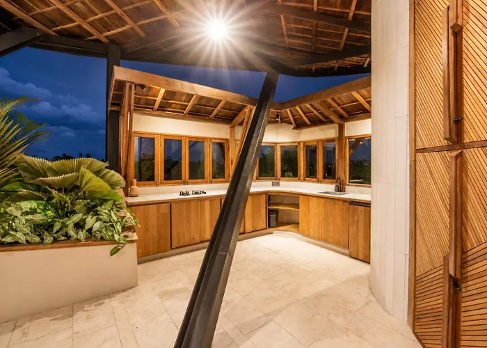 Appartamento Stunning 2-br Penthouse With View, 800m To Canggu