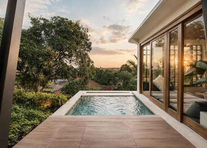 Stunning 2-br Penthouse With View, 800m To Canggu